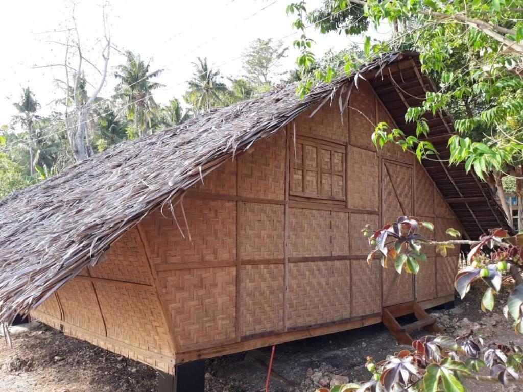 Little Nomads Eco-Guesthouse Siquijor Exterior photo